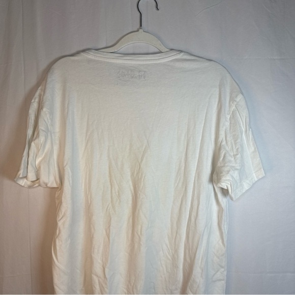 Def Leppard White Graphic Tee Size Large NWOT - Picture 7 of 9